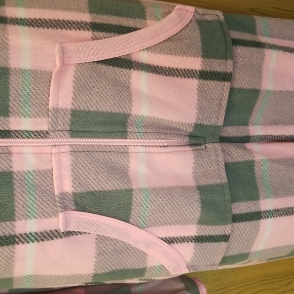 Onsie - Picture 4 of 5